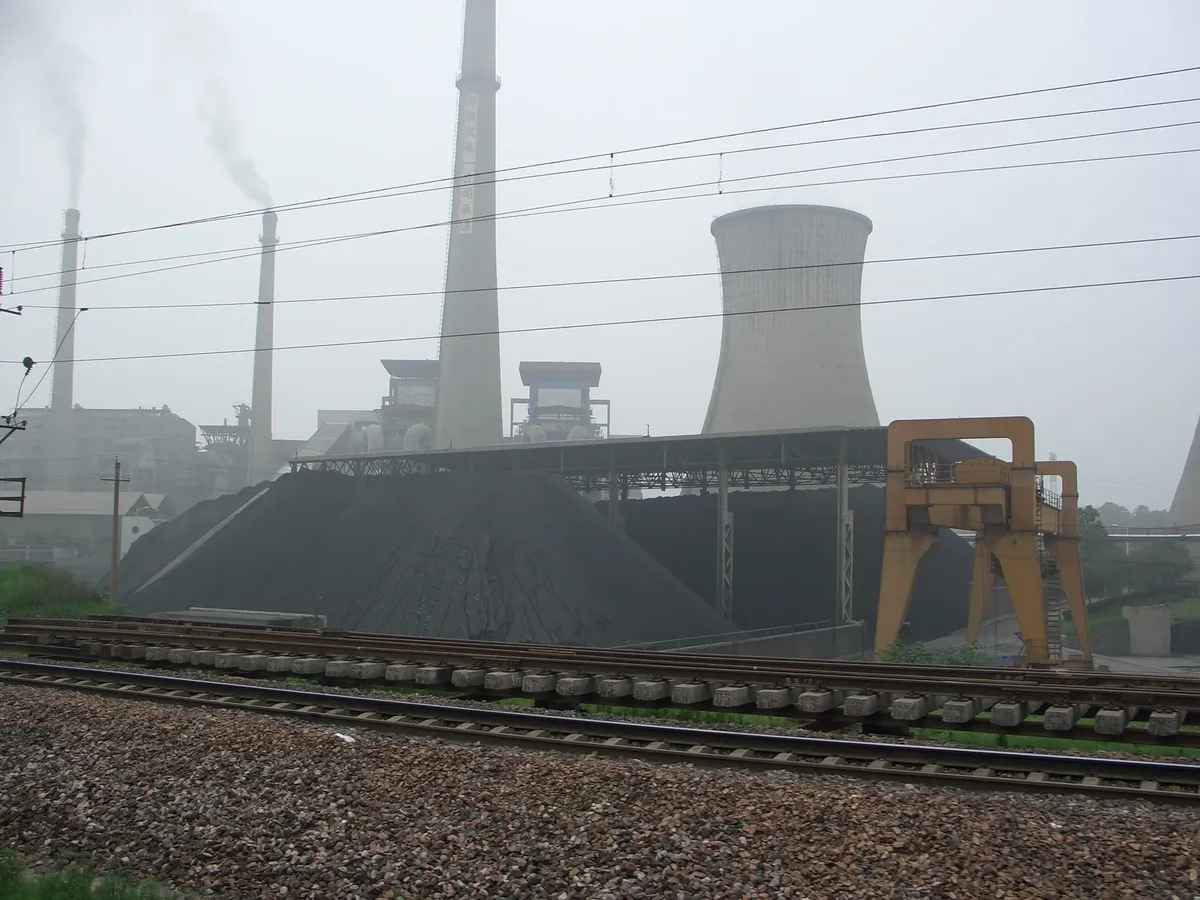A coal-fired power plant in China. Photo: Wikimedia Commons , CC BY-SA 3.0