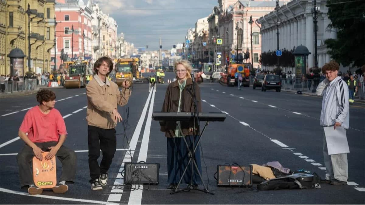 Stoptime performing in St. Petersburg, October 2025. Photo: Bumaga