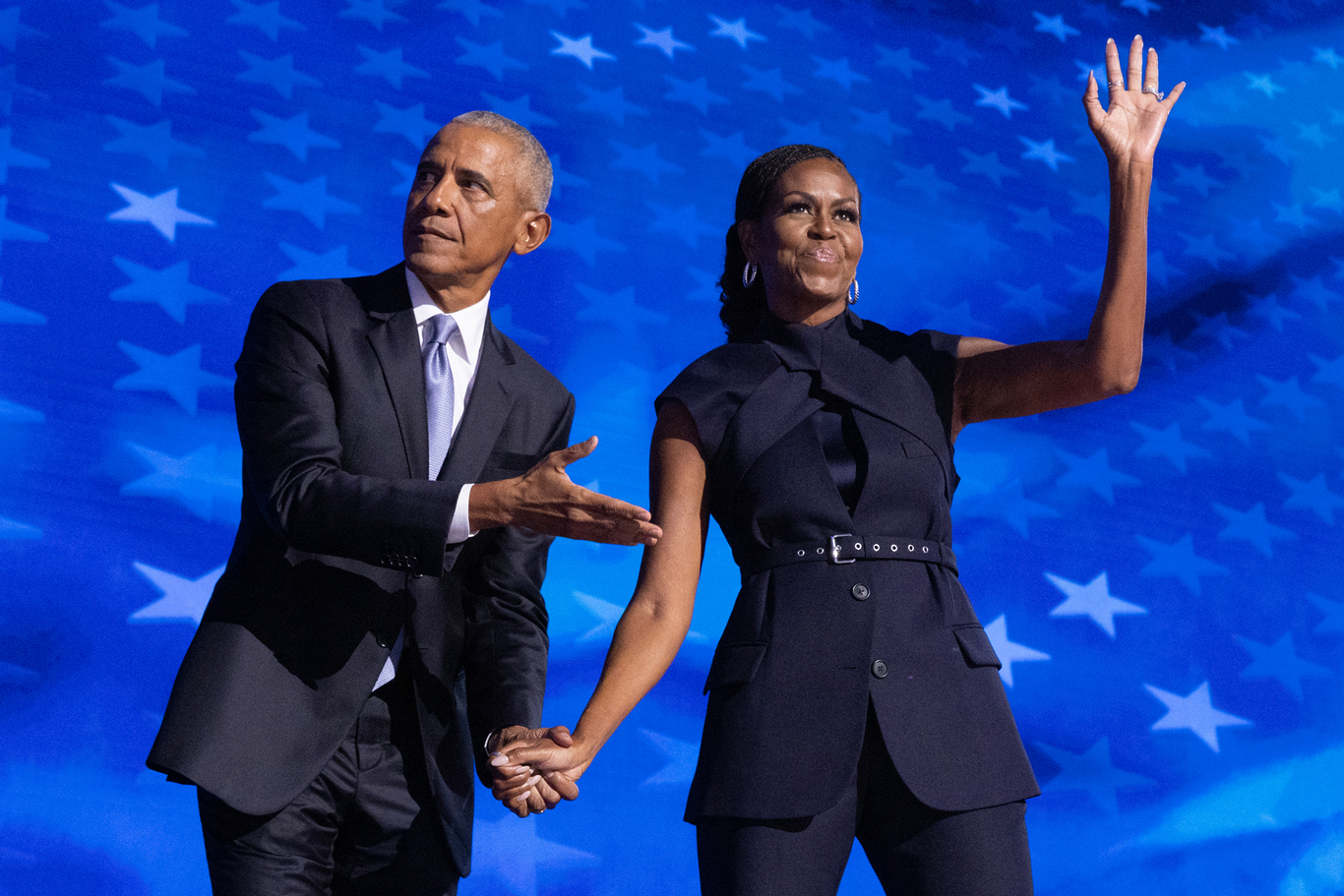 Барак и Мишель Обама на Национальном съезде Демократической партии, Чикаго, штат Иллинойс, США, 20 августа 2024 года. Фото: Michael Reynolds / EPA