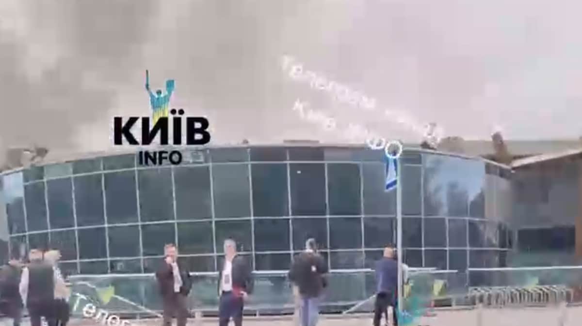 Минобороны РФ отчиталось об ударах по дата-центрам в Киеве. Около 100 тысяч домохозяйств столкнулись с перебоями интернета