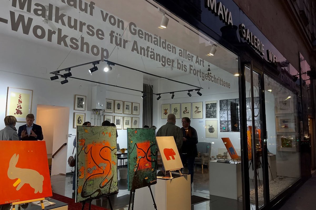 Maya Galerie во время открытия выставки Максима Трудолюбова, 12 марта 2025 года. Фото: @maya_galerie_wien / Instagram