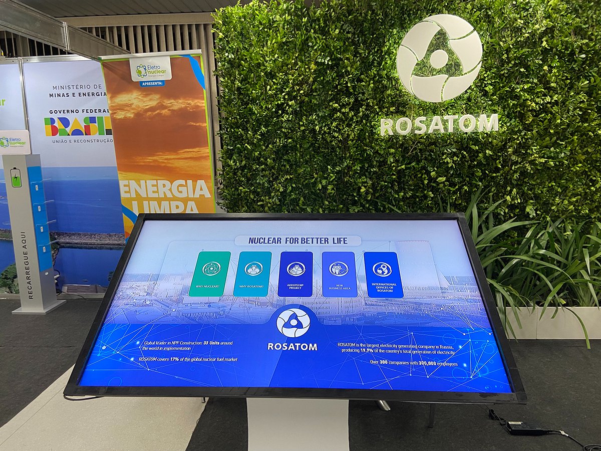Стенд Росатома на 11-й Международной ядерно-атлантической конференций (INAC) в Бразилии, 6 мая 2024 года. Фото: Marinha do Brasil / Wikimedia
