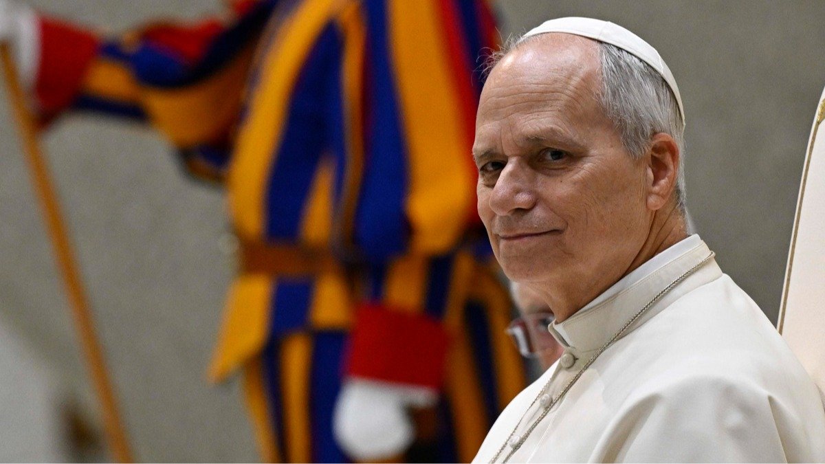 Папа Лев и отец Трамп