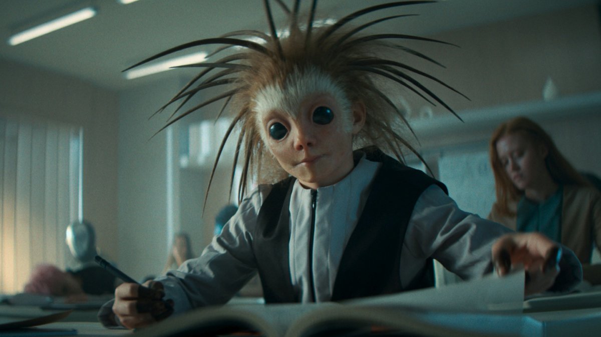 Кадр из фильма «Сто лет тому вперед»: Централ Партнершип