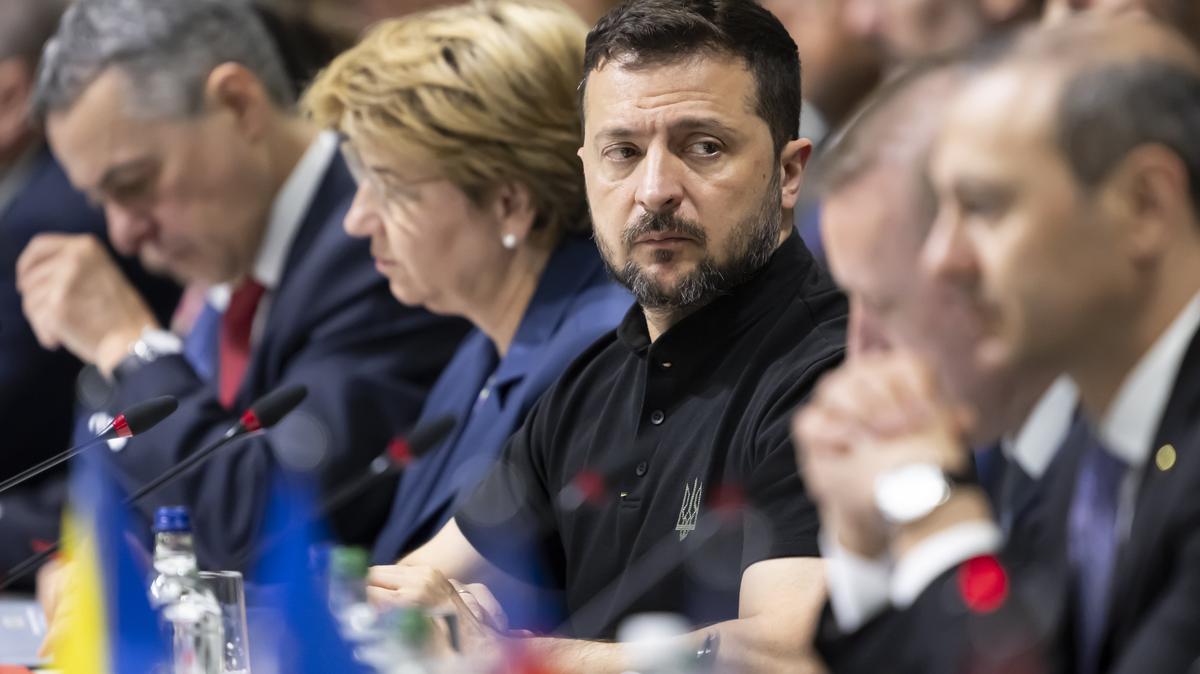 Сто друзей Зеленского