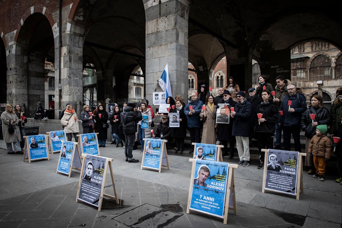 Акция в память об Алексее Навальном в Милане, Италия, 16 февраля 2025 года. Фото: Marco Ottico / LaPresse / Shutterstock / Rex Features / Vida Press