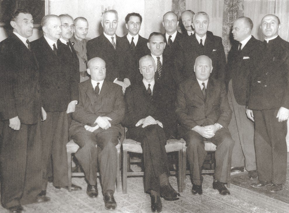 Польское Правительство в изгнании во главе с Станиславом Миколайчиком в 1944 году. Фото: Wikimedia (PD)