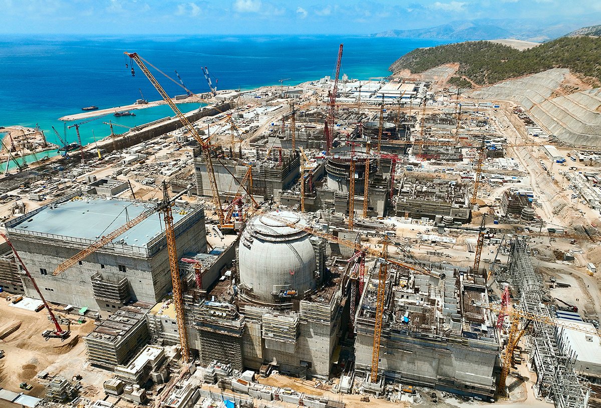 Строящаяся атомная электростанция в Аккую, Турция. Фото: АО «Аккую Нуклеар» / Wikimedia