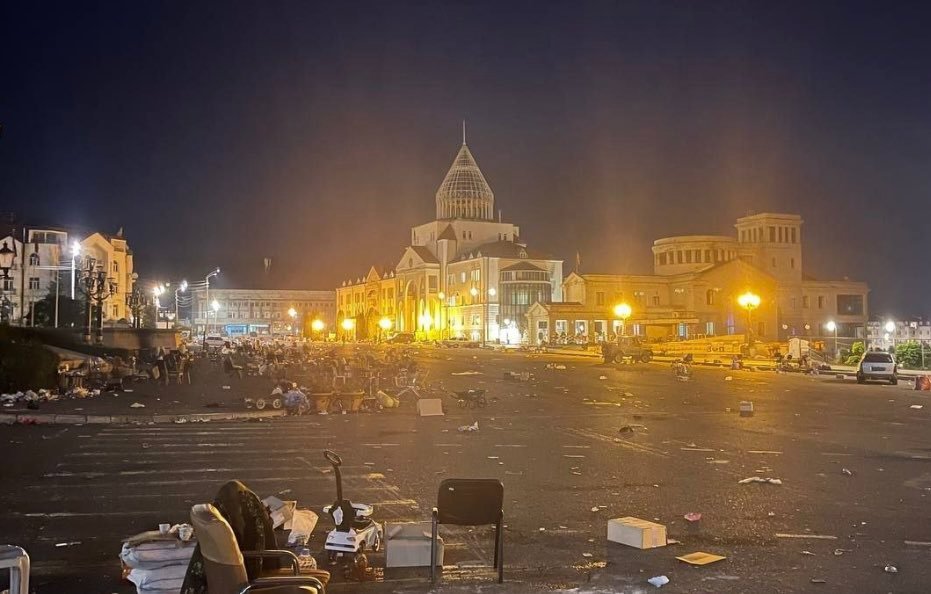 Центральная площадь Степанакерта 30 сентября 2023. Фото:  Twitter
